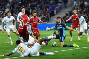 Đại diện Anh nới rộng cách biệt khi Gerónimo Rulli phản lưới nhà ở phút 72.