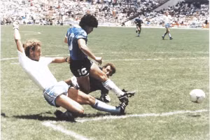 Những cầu thủ ghi bàn tại 3 kỳ World Cup 