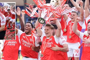 Khoảnh khắc lịch sử: Arsenal chính thức lên đỉnh Ngoại hạng Anh