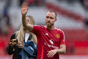 Lão tướng Eriksen trở lại sân cỏ