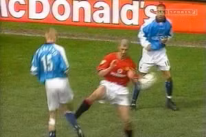 Cổ động viên đòi ‘cấm mọi hoạt động bóng đá’ với Mbappe