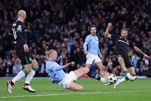 Sốc: Man City bị cầm hòa 3-3 khó tin ở Champions League 