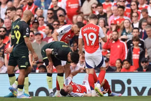 Những ‘khoảnh khắc khó hiểu’ trong trận Arsenal hòa Brentford 