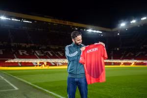 Lịch sử trận ra mắt của các HLV Man Utd tại Ngoại hạng Anh