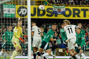 Pháp bị cầm hòa, Đức và Bỉ thắng nhọc ở vòng loại World Cup 