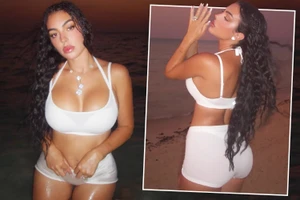 Bộ ảnh đi biển của bạn gái Ronaldo gây ‘bão’ mạng