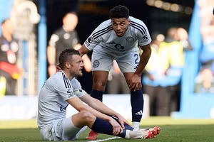 Chelsea đẩy Man City khỏi Top 4 Ngoại hạng Anh