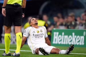 Real Madrid trả giá đắt cho chiến thắng ở Champions League 