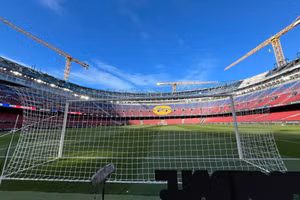 Sử dụng lao động chui cải tạo Camp Nou, Barca bị phạt số tiền khủng