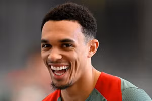 Liverpool đề nghị hợp đồng khổng lồ với Trent Alexander