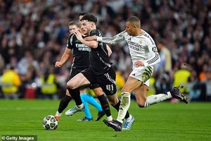 Real Madrid thành cựu vương, Arsenal vào bán kết Champions League sau 16 năm