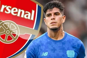 Arsenal nhắm kích hoạt điều khoản 52 triệu bảng Anh với Piero Hincapie