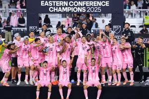 Messi lập kỷ lục vĩ đại, Inter Miami vô địch miền Đông MLS