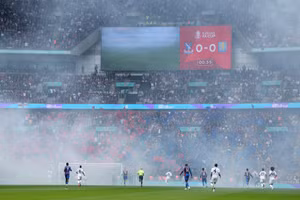 Crystal Palace thắng sốc Aston Villa, hiên ngang vào chung kết FA Cup