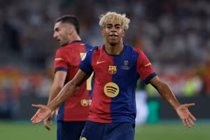 Barca thẳng thừng từ chối đề nghị kỷ lục 463 triệu USD cho thần đồng Yamal