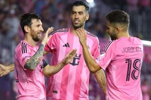 Messi ‘làm chậm ngày giải nghệ’ của 2 đồng đội lâu năm