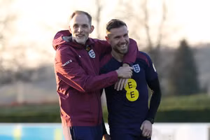 Cựu thủ quân Liverpool chia tay Ajax, mở đường trở lại Ngoại hạng Anh 