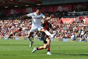 Watkins phá kỷ lục, Aston Villa hy vọng dự Champions League