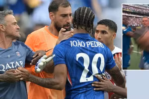 Thua trận chung kết Club World Cup, HLV PSG ‘tác động vật lý’ cầu thủ Chelsea 