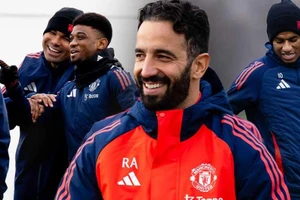 Thần đồng 16 tuổi xuất hiện trong buổi tập đầu tiên của HLV Amorim với Man Utd