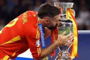 Hé lộ chủ nhân Quả bóng Vàng 2024 