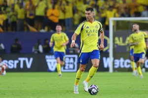 Chơi tệ nhất trận Al Nassr hòa Al Hilal, Ronaldo bị chế giễu