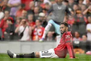 Chùm ảnh: Man Utd thắng ‘hú vía’ trên sân nhà ở Ngoại hạng Anh