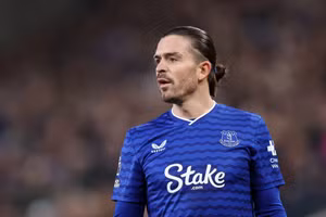 Everton tiếp tục ‘cưu mang’ Grealish