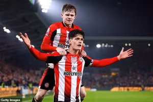 Arsenal chiêu mộ được thủ quân đội bóng Ngoại hạng Anh 