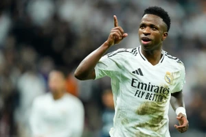 Real Madrid ‘khốn khổ’ vì phải chi đậm cho Vinicius Jr