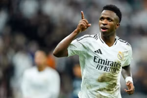 Real Madrid ‘khốn khổ’ vì phải chi đậm cho Vinicius Jr