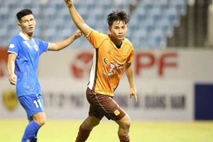 Cầu thủ 16 tuổi của Hoàng Anh Gia Lai đi vào lịch sử V-League 