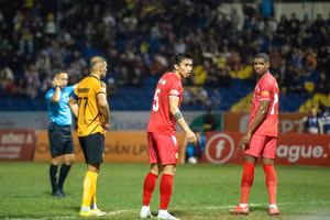 Hàng thủ cao nhất lịch sử tuyển Việt Nam đấu tuyển Malaysia?