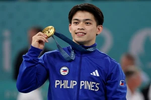 Liên tiếp giành 2 Huy chương Vàng Olympic, vận động viên Philippines nhận 'mưa' tiền thưởng 