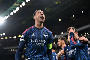 Arsenal thắng nghẹt thở Sporting 