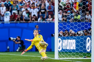 Thủ môn Neuer giã từ tuyển Đức sau cú sốc tại World Cup 2026 