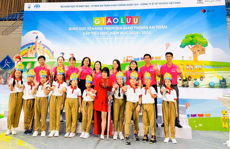 Cán bộ, giáo viên đoàn TP Cần Thơ tham dự Giao lưu tại tỉnh Lào Cai.