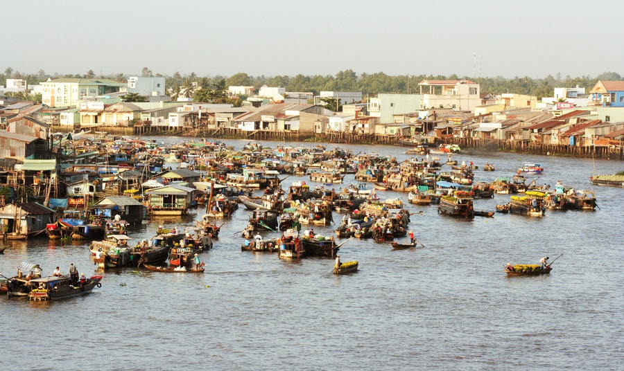 Chợ nổi Cái Răng, TP Cần Thơ. Ảnh: Q. Ngữ.