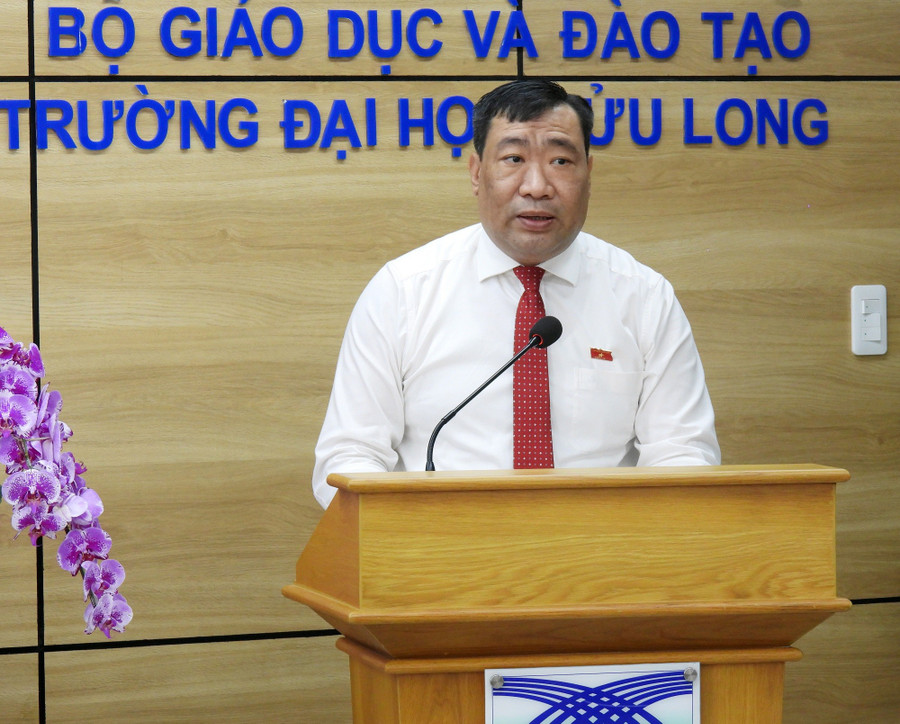 TS Thạch Phước Bình - Tỉnh ủy viên, Phó trưởng đoàn chuyên trách Đoàn đại biểu Quốc hội tỉnh Vĩnh Long gợi ý một số nội dung thảo luận. dhcl-gop-y-luat-gd-2.jpg