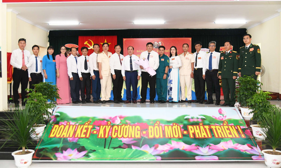 tho-chau-1.jpg