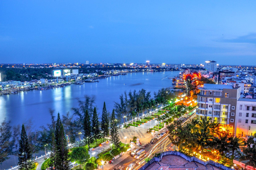 Một góc bến Ninh Kiều, TP Cần Thơ. Ảnh: Cổng TTDL TP Cần Thơ.