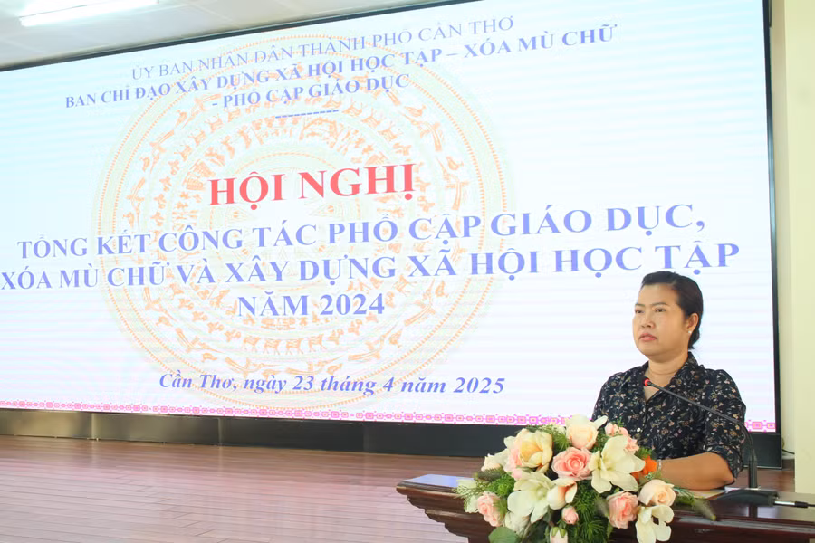 Bà Nguyễn Thị Ngọc Điệp, Phó Chủ tịch UBND TP Cần Thơ phát biểu tại Hội nghị.