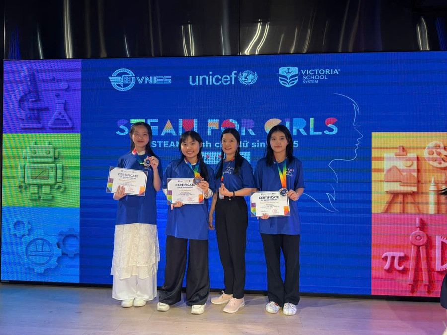 Nữ sinh Cần Thơ đoạt 2 giải Nhì, 1 giải Ba tại Cuộc thi 