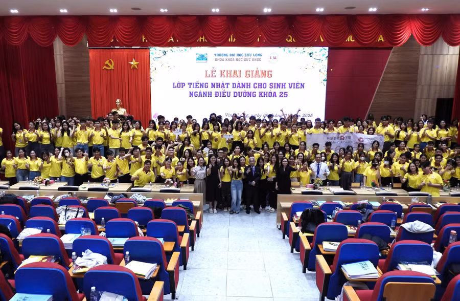 Trường Đại học Cửu Long khai giảng lớp đào tạo tiếng Nhật cho SV ngành Điều dưỡng. Ảnh: V.D