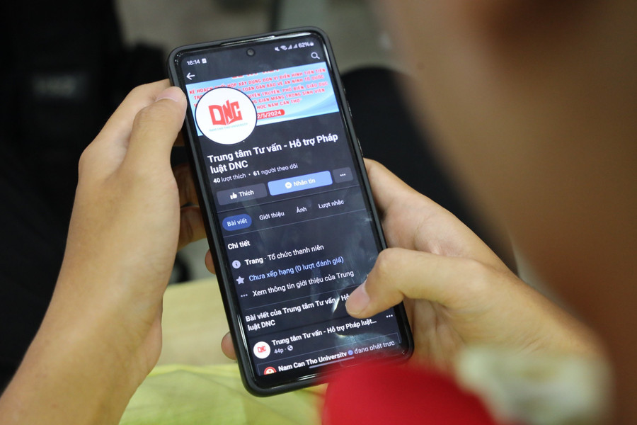 Trang fanpage: “Trung tâm tư vấn - Hỗ trợ pháp luật DNC” hỗ trợ sinh viên trong công tác tuyên truyền, phổ biến, giáo dục pháp luật. gd-phap-luat-khong-gian-mang-3.jpg