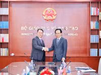 Bộ trưởng Hoàng Minh Sơn và Đại sứ Kohdayar Marri.
