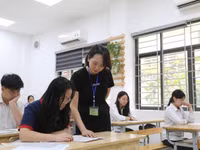 Học sinh Hà Nội thi vào lớp 10. Ảnh: Đăng Chung.