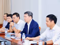 Thứ trưởng Phạm Quang Hưng và đại diện một số đơn vị thuộc Bộ tại buổi làm việc.