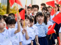 Học sinh Trường tiểu học Nguyễn Tất Thành (Nam Định, Ninh Bình) trong ngày khai giảng năm học 2025- 2026.