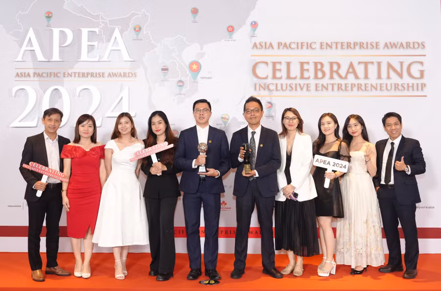 Thương hiệu mì ăn liền Hảo Hảo cũng đã xuất sắc nhận được giải thưởng "Thương hiệu truyền cảm hứng - Inspirational Brand Award".